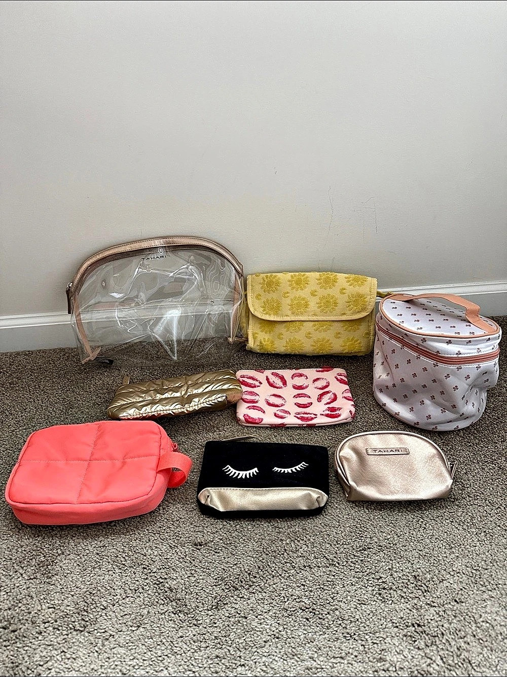 Assorted Cosmetic Bags in Pink & Clear